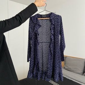 RÉALISATION PAR Dress